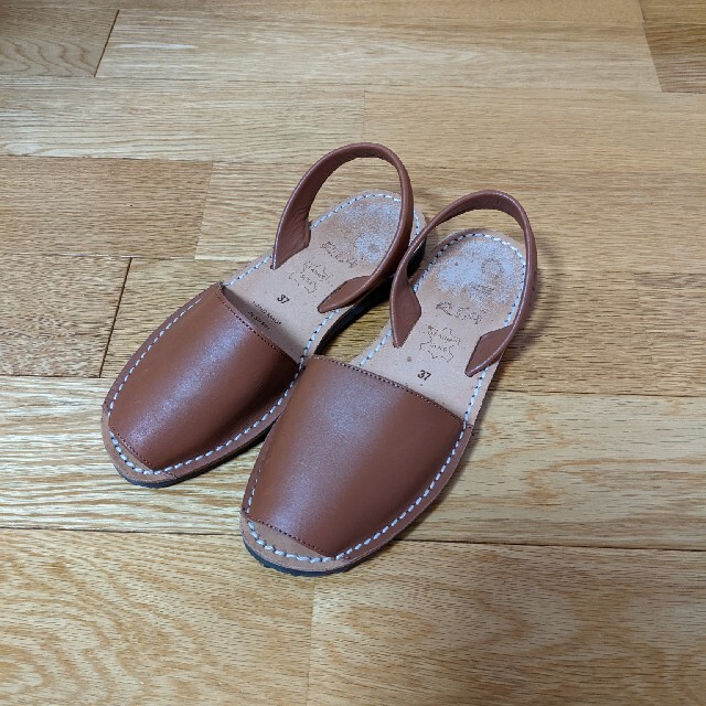 UNITED ARROWS(ユナイテッドアローズ)のリア　メノルカ　サンダル　37 ブラウン レディースの靴/シューズ(サンダル)の商品写真