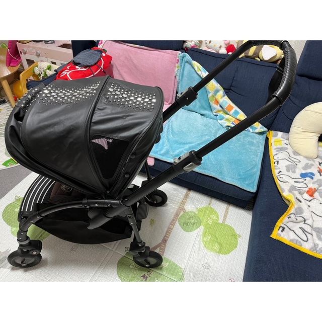 boogaboo bee 3 diesel rock キッズ/ベビー/マタニティの外出/移動用品(ベビーカー/バギー)の商品写真