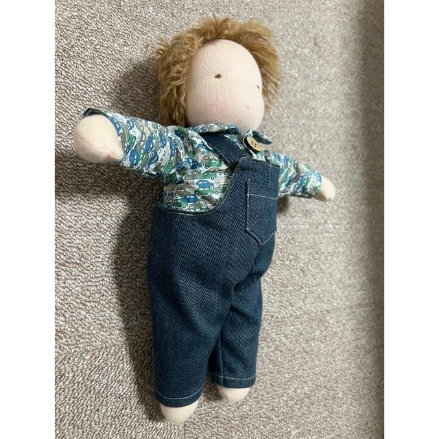 BorneLund(ボーネルンド)の30cmウォルドルフ人形リバティシャツの男の子 ハンドメイドのぬいぐるみ/人形(人形)の商品写真