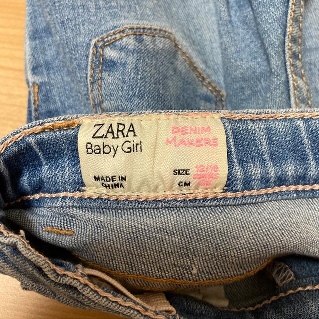 ZARA KIDS(ザラキッズ)のZARA Baby デニム　86 キッズ/ベビー/マタニティのベビー服(~85cm)(パンツ)の商品写真