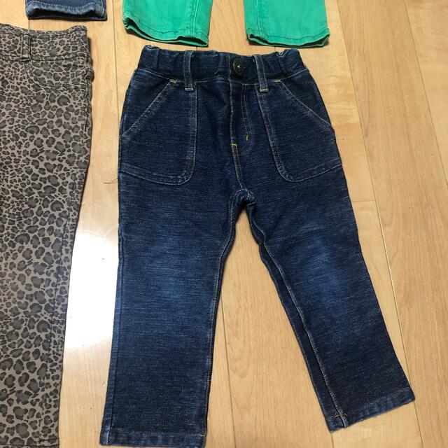 babyGAP(ベビーギャップ)のパンツ　4本　バラ売り可能　90 95 男の子　女の子 キッズ/ベビー/マタニティのキッズ服男の子用(90cm~)(パンツ/スパッツ)の商品写真