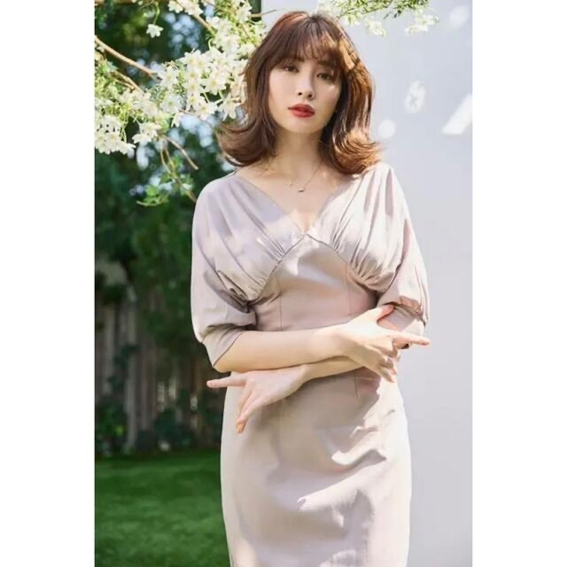 Her lip to(ハーリップトゥ)のHerlipto ★ Cache-Coeur Jersey Midi Dress レディースのワンピース(ひざ丈ワンピース)の商品写真