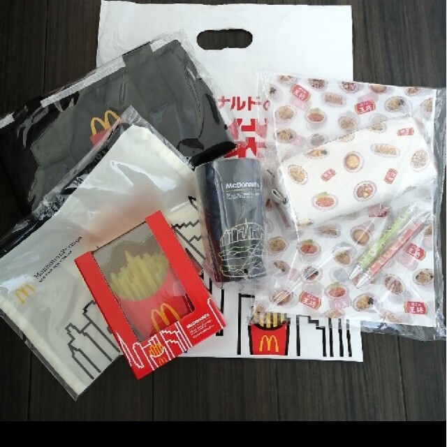 マクドナルド - 【hee様専用】 カップソーサセット+マクドナルド