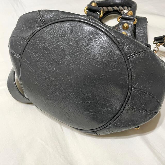 Balenciaga(バレンシアガ)の美品 バレンシアガ ジャイアント ミニポンポン 2wayバッグ レディースのバッグ(ショルダーバッグ)の商品写真