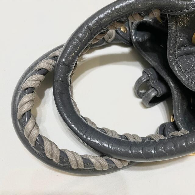 ショルダーバッグ 美品 バレンシアガ ジャイアント ミニポンポン 2way
