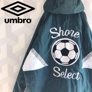 【90s Umbro】XLサイズ中綿刺繍バックロゴ緑ナイロンジャケットアンブロ.