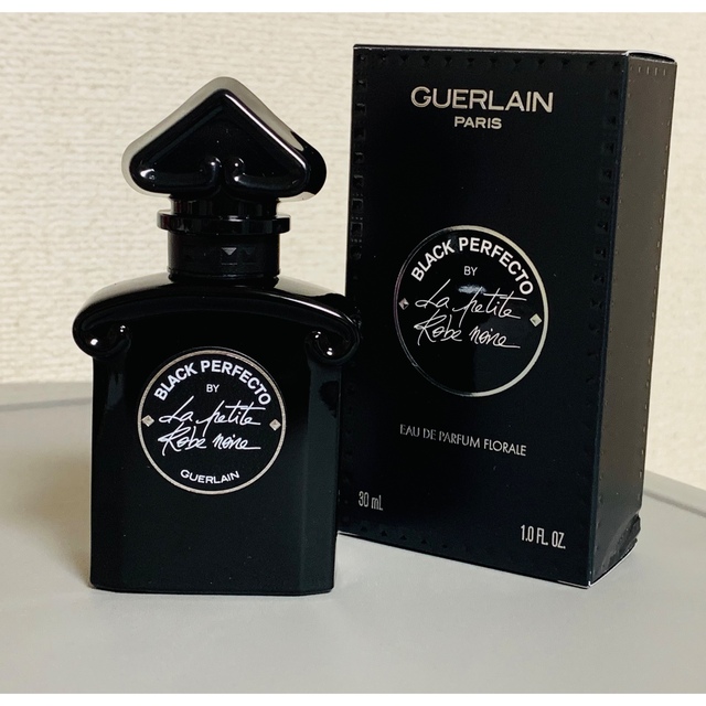 GUERLAIN(ゲラン)のゲラン・ラ プティット ローブ ノワール ブラックパーフェクト EDP 30ml コスメ/美容の香水(香水(女性用))の商品写真