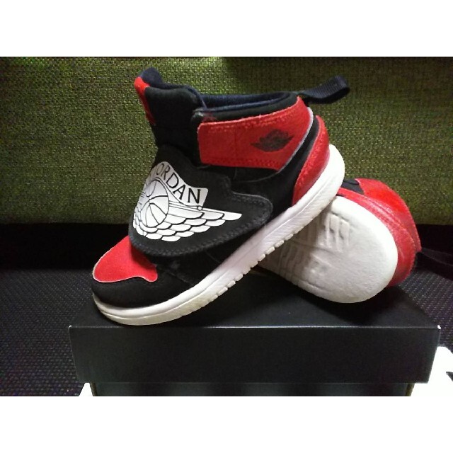 ナイキSKY JORDAN1 Bred (TD)スカイジョーダン赤16cmシカゴ