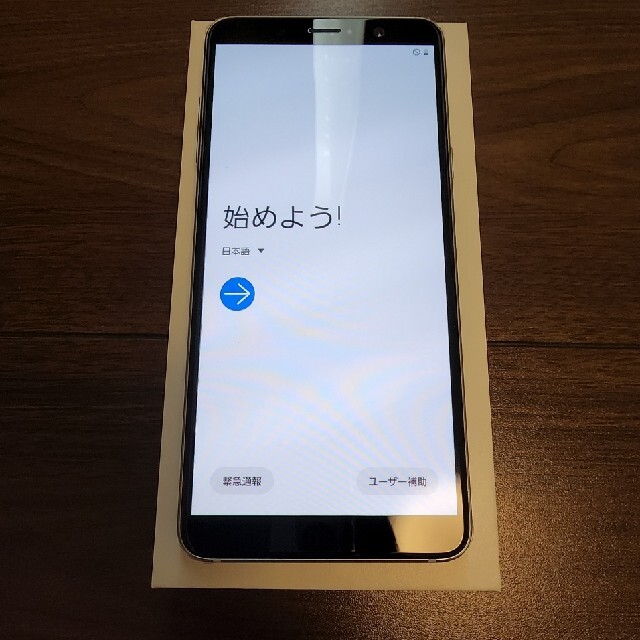 Galaxy(ギャラクシー)の【美品】GALAXY feel2 SC-02L ホワイト スマホ/家電/カメラのスマートフォン/携帯電話(スマートフォン本体)の商品写真