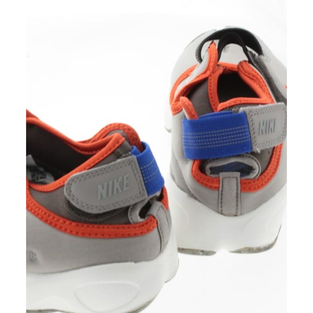 NIKE(ナイキ)のNIKE ナイキ スニーカー 28cm グレー 【古着】【中古】 メンズの靴/シューズ(スニーカー)の商品写真
