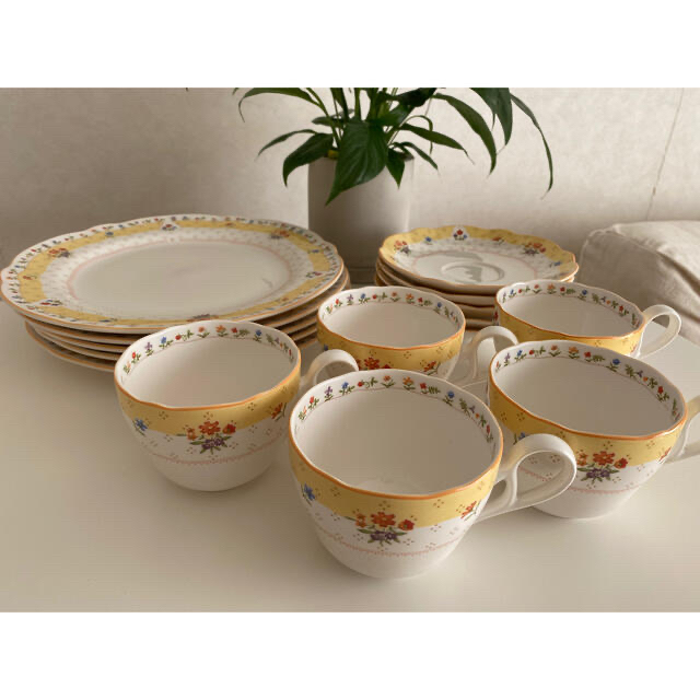 Noritake(ノリタケ)の専用　ノリタケ　トゥルーラブ　コーヒーカップ　皿 インテリア/住まい/日用品のキッチン/食器(食器)の商品写真