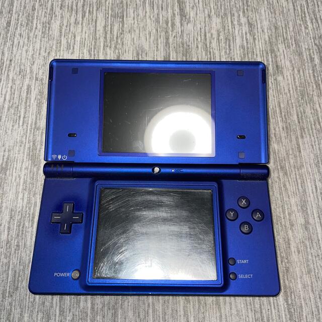 ニンテンドーDS(ニンテンドーDS)のNINTENDO DSi マットネイビー エンタメ/ホビーのゲームソフト/ゲーム機本体(携帯用ゲーム機本体)の商品写真