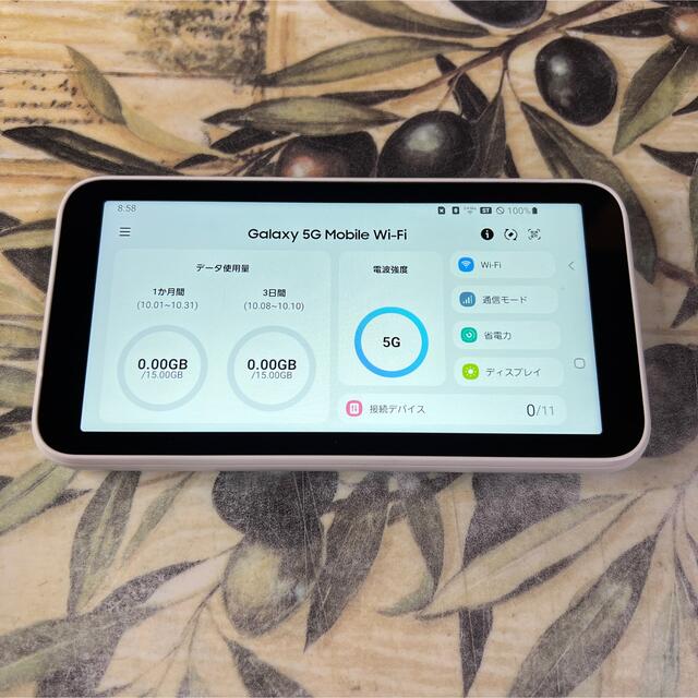 Galaxy(ギャラクシー)のGalaxy 5G Mobile Wi-Fi SCR01 スマホ/家電/カメラのPC/タブレット(PC周辺機器)の商品写真