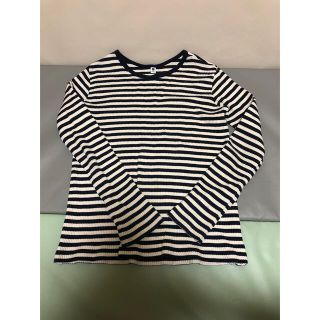 ユニクロ(UNIQLO)のユニクロ 長袖ボーダー 紺色 Tシャツ 女の子 140(Tシャツ/カットソー)