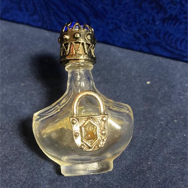 香水瓶&香水瓶ブローチ レディースのアクセサリー(ブローチ/コサージュ)の商品写真