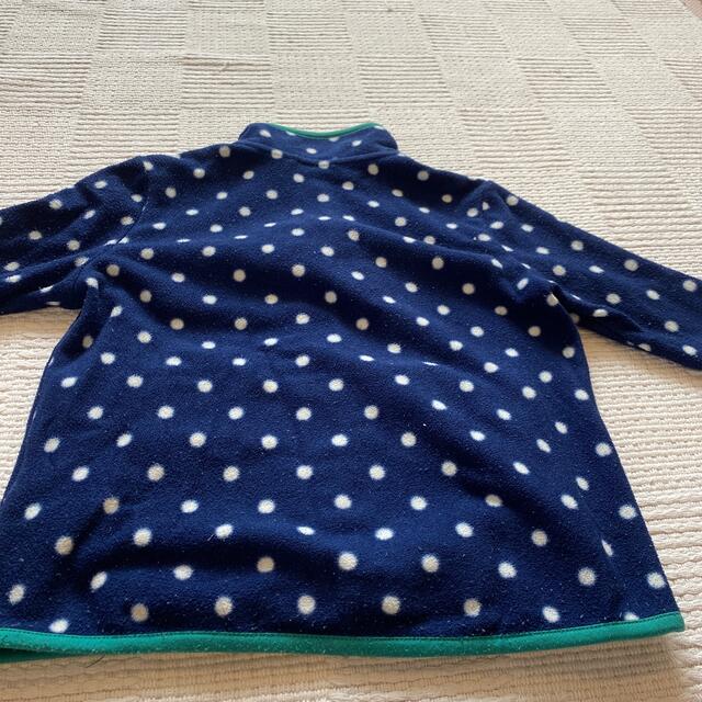 UNIQLO(ユニクロ)のキッズフリース キッズ/ベビー/マタニティのキッズ服男の子用(90cm~)(ジャケット/上着)の商品写真