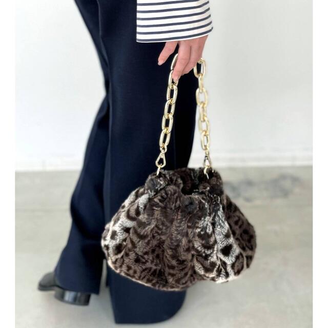 A POINT ETC / leopard fake fur chain bagレディース