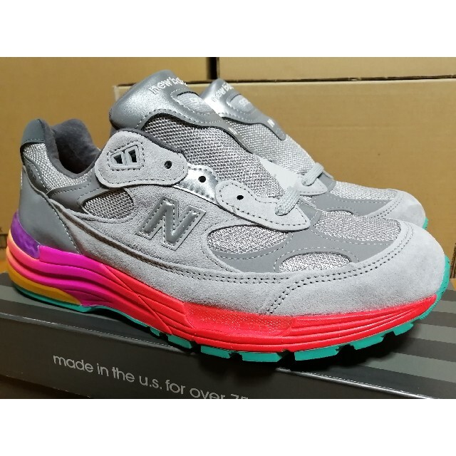 New Balance(ニューバランス)の未使用品 us8 26.0cm ニューバランス M992BCグレー/マルチ メンズの靴/シューズ(スニーカー)の商品写真