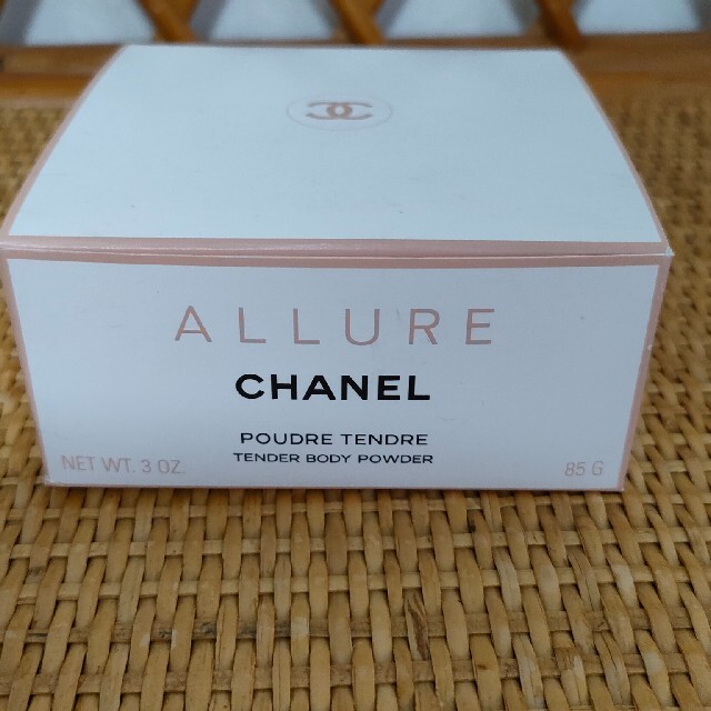 CHANEL シャネル　アリュール　ボディパウダー　未開封・未使用品