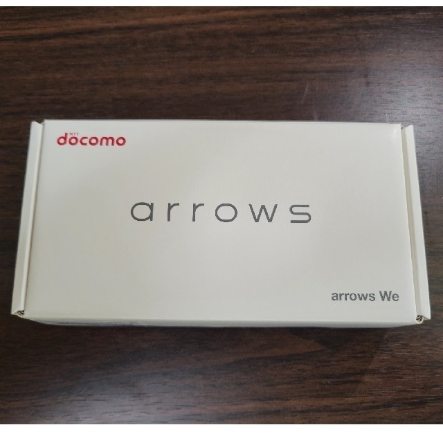 NTTdocomo(エヌティティドコモ)の【新品・未使用】　arrows We  docomo ホワイト スマホ/家電/カメラのスマートフォン/携帯電話(スマートフォン本体)の商品写真