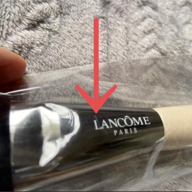 LANCOME(ランコム)の★未使用★ランコム　フェイスブラシ　21センチ コスメ/美容のメイク道具/ケアグッズ(ブラシ・チップ)の商品写真