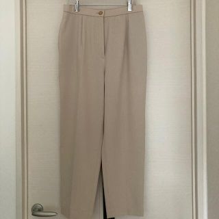 センタープレス　パンツ　ベージュ(カジュアルパンツ)