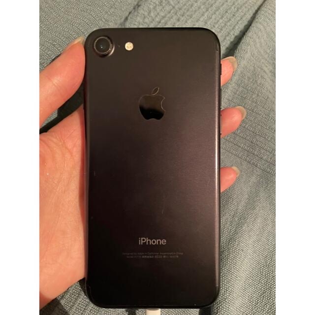 iPhone(アイフォーン)のiPhone 7 Black 256 GB Softbank スマホ/家電/カメラのスマートフォン/携帯電話(スマートフォン本体)の商品写真