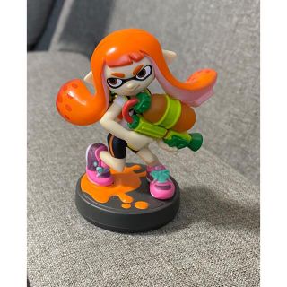 ニンテンドースイッチ(Nintendo Switch)のスプラトゥーン amiibo ガール オレンジ(ゲームキャラクター)