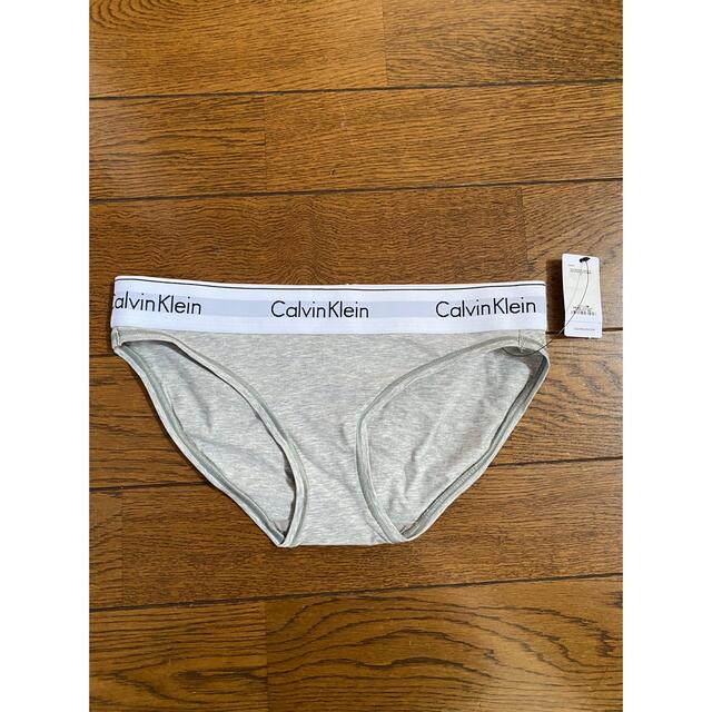 Calvin Klein(カルバンクライン)のCalvin Klein ブラ・パンツ レディースの下着/アンダーウェア(ブラ)の商品写真