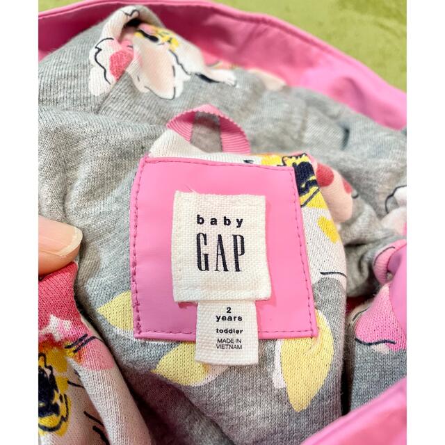 babyGAP(ベビーギャップ)のbaby gap  レインコートにもなるアウター　ピンク　95 キッズ/ベビー/マタニティのキッズ服女の子用(90cm~)(ジャケット/上着)の商品写真