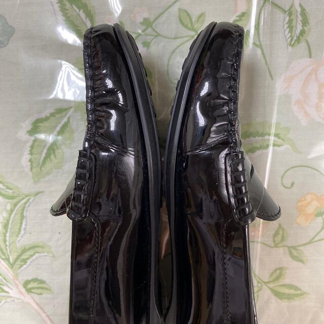 TOD'S(トッズ)のトッズ TOD'S ローファー パテントレザー 黒 36 レディースの靴/シューズ(ローファー/革靴)の商品写真