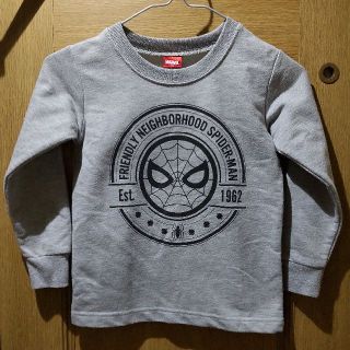 マーベル(MARVEL)のMARVEL　スパイダーマンのトレーナー　サイズ120　<b864>(Tシャツ/カットソー)