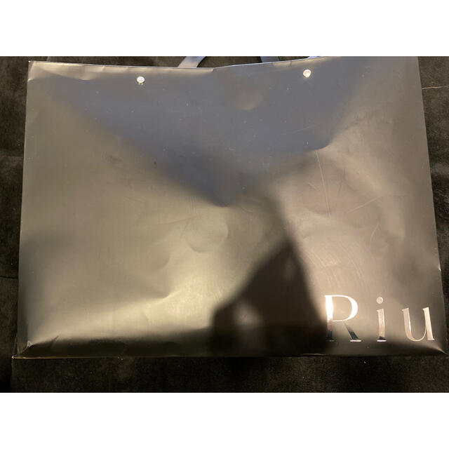 ポリエステル100%Riu　Curve cutting snap dress