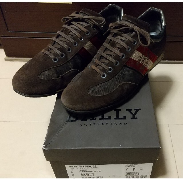 Bally(バリー)のBallyバリースニーカーブラウンスエード US7 メンズの靴/シューズ(スニーカー)の商品写真