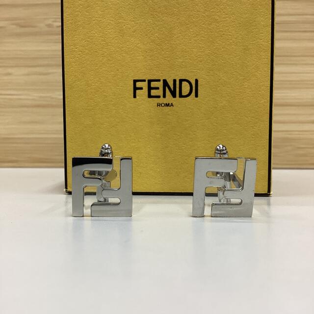 FENDI  フェンディ　カフス