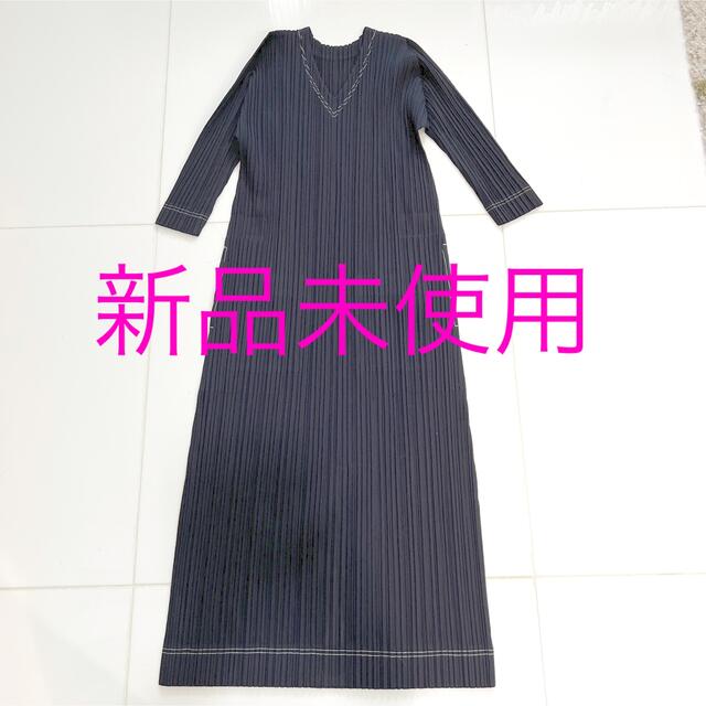 PLEATS PLEASE ISSEY MIYAKE(プリーツプリーズイッセイミヤケ)のPLEATS PLEASE   RAMIE DENIM ワンピース 新品未使用 レディースのワンピース(ロングワンピース/マキシワンピース)の商品写真