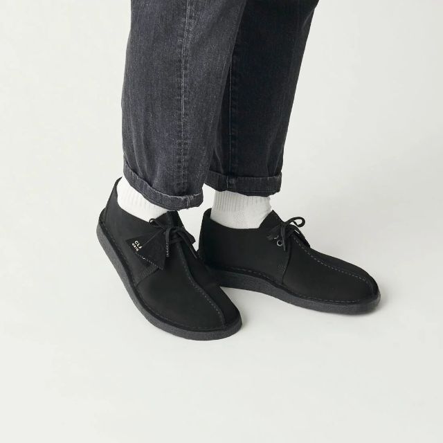 Clarks(クラークス)のClarks DESERT TREK デザートトレック black UK10 メンズの靴/シューズ(ブーツ)の商品写真