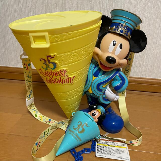 Disney(ディズニー)のディズニーポップコーンバケット＆スナックケース エンタメ/ホビーのおもちゃ/ぬいぐるみ(キャラクターグッズ)の商品写真