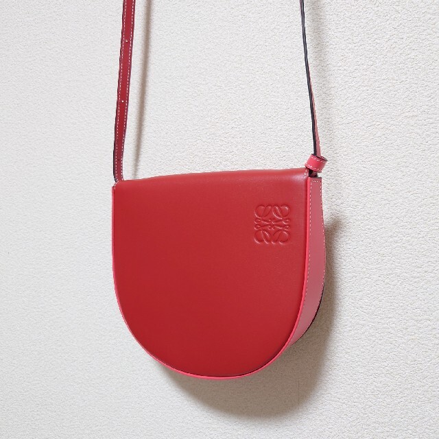 ショルダーバッグLOEWE HEEL BAG ヒールバッグ POMODORO