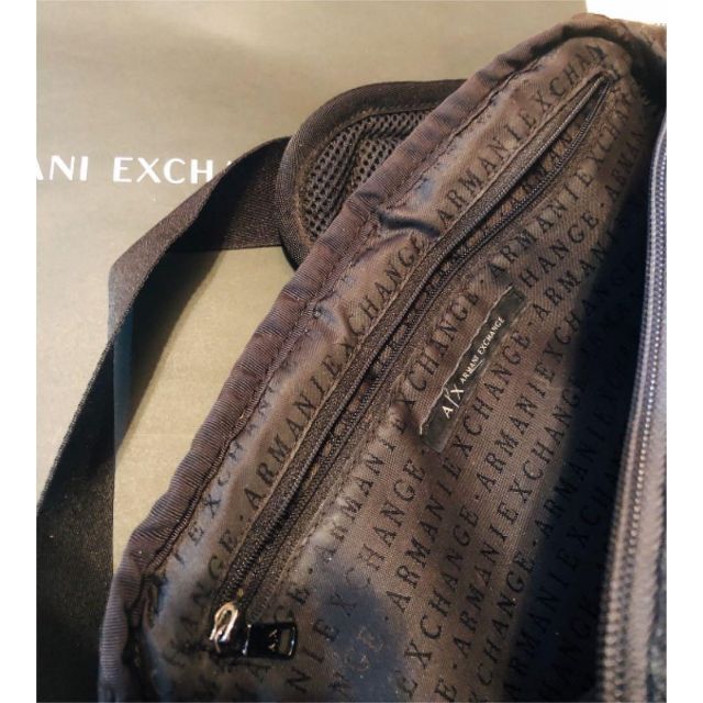 ARMANI EXCHANGE(アルマーニエクスチェンジ)のアルマーニ　エクスチェンジ ボディーバック♪ レディースのバッグ(ボディバッグ/ウエストポーチ)の商品写真