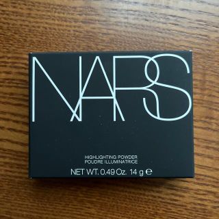 ナーズ(NARS)の【値下げ！】NARS ハイライティングパウダー　5226(フェイスパウダー)