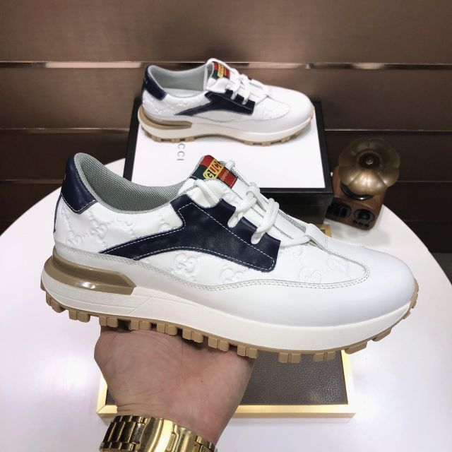 希少 GUCCI スニーカ www.freixenet.com
