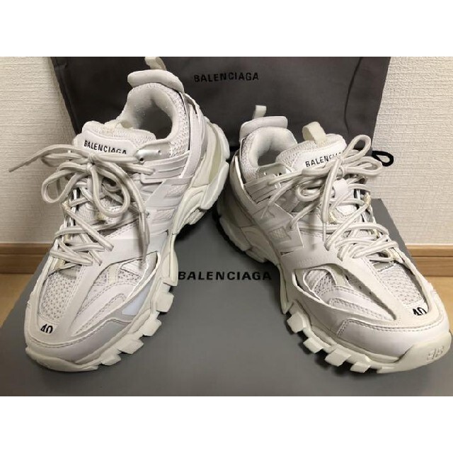 美品《 BALENCIAGA 》Track.2 スニーカー ホワイト 23.5c