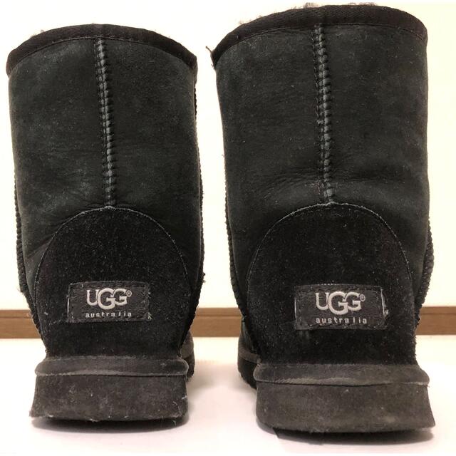 UGG(アグ)のUGG  ムートンブーツ　レディース　ブラック レディースの靴/シューズ(ブーツ)の商品写真