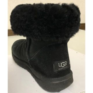 アグ(UGG)のUGG  ムートンブーツ　レディース　ブラック(ブーツ)