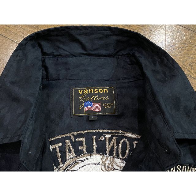 VANSON(バンソン)の＊バンソン シャドー ヒョウ柄 クロスボーン スカル 刺繍 半袖 シャツ L メンズのトップス(シャツ)の商品写真