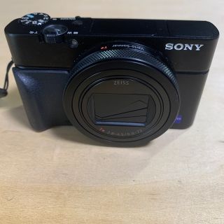 美品SONY DSC-RX100M6 グリップ、ケース、予備バッテリー、充電器