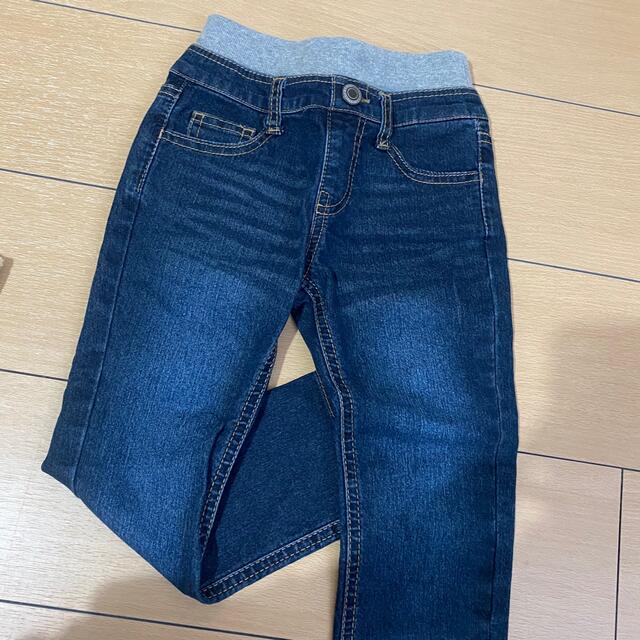 デニムパンツ　キッズ キッズ/ベビー/マタニティのキッズ服男の子用(90cm~)(パンツ/スパッツ)の商品写真