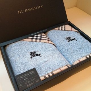 バーバリー(BURBERRY)の♪【新品未使用】BURBERRY フェイスタオル/ウォッシュタオルセット♪(タオル/バス用品)