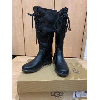 アグ(UGG)のUGG ELSA ロングブーツ　防水　スノーシューズ　24cm(ブーツ)